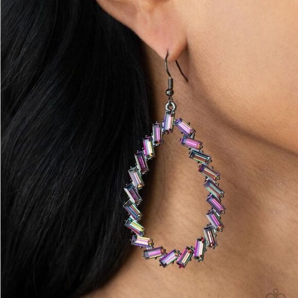 Striking Resplendence Multicolor Fish Hook Earrings - Picture 1 of 2